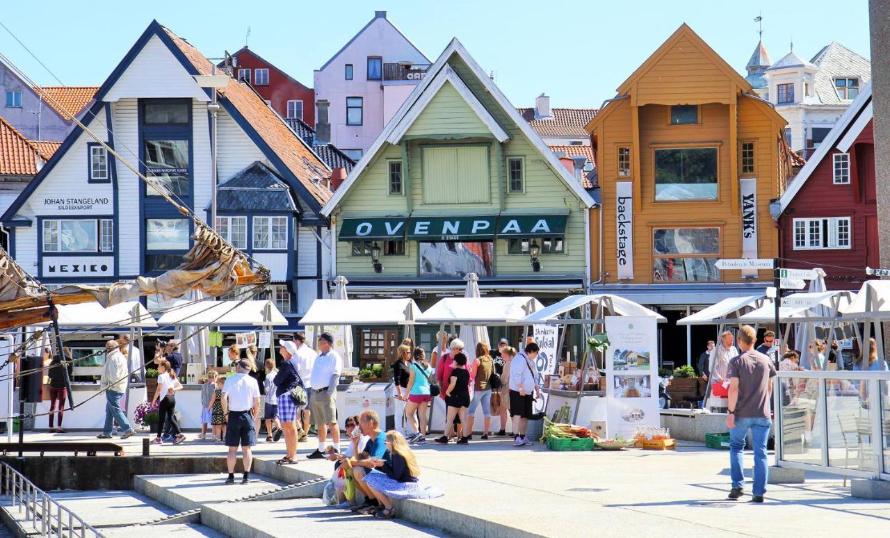 Practical Basement Apt With All Home Comforts Close To City Centre Stavanger Kültér fotó